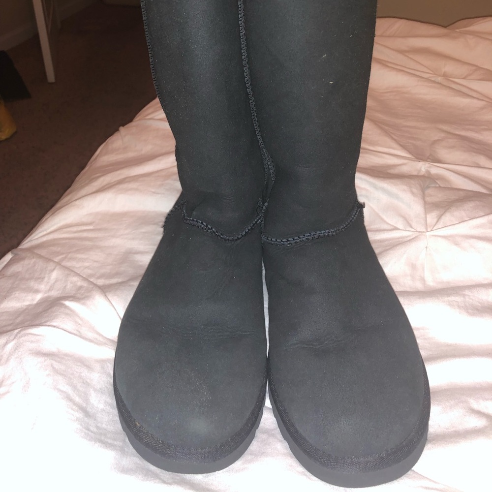 Tall black ugg boots